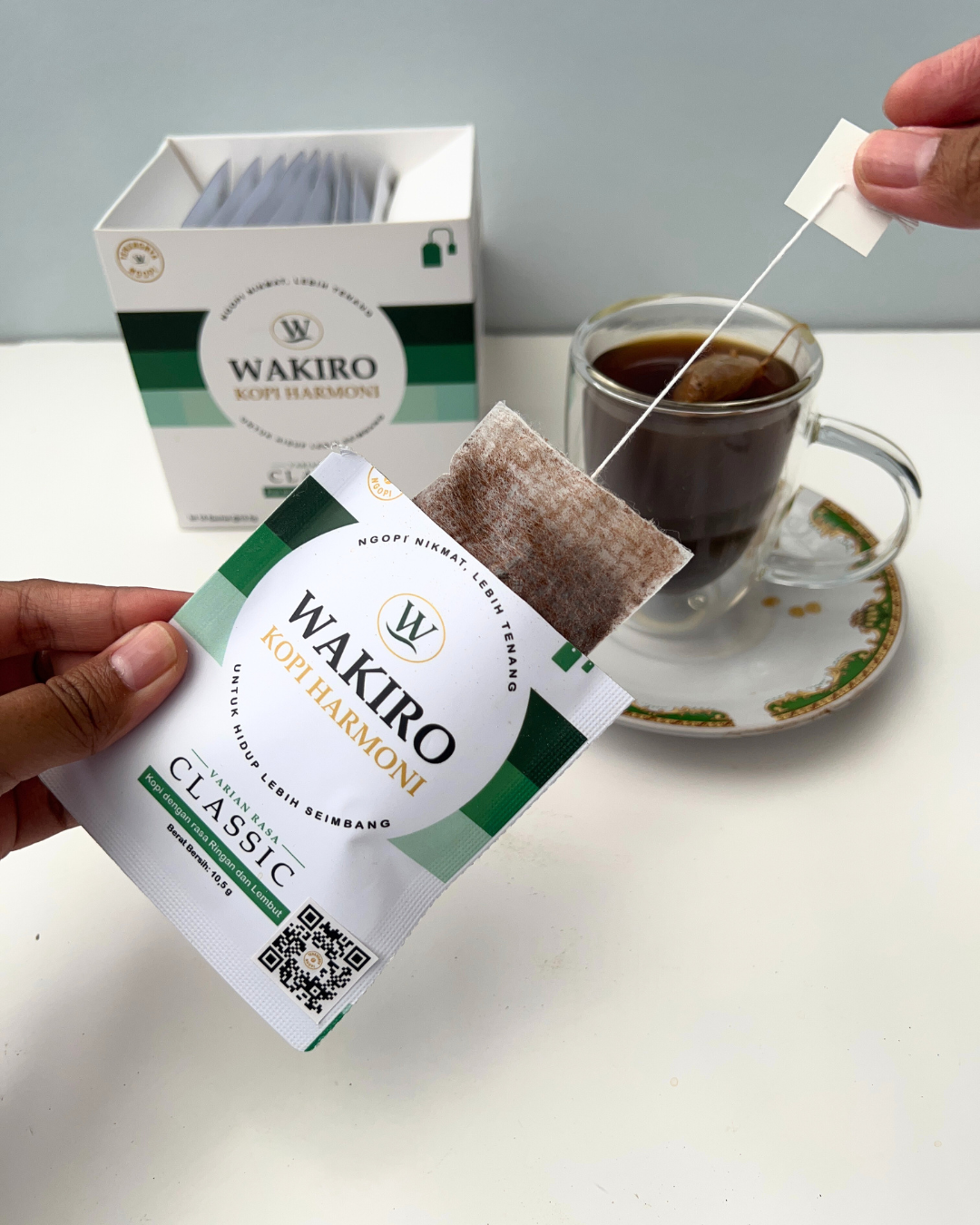 Menyeduh Wakiro Kopi Harmoni